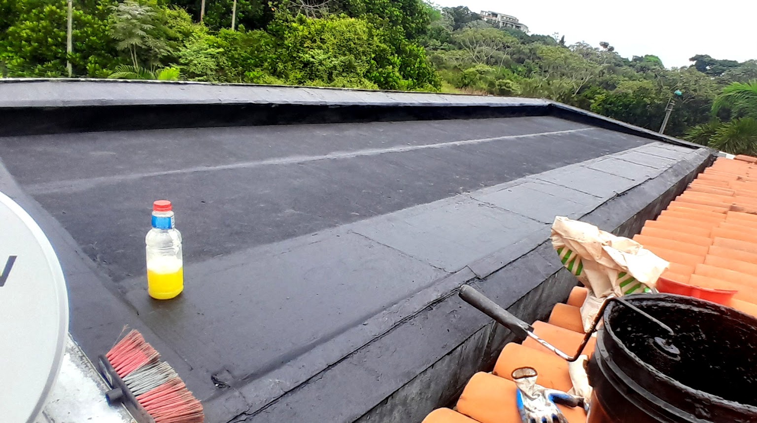 Aplicación de Impermeabilizante en Cubierta